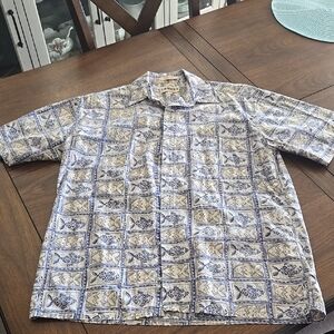 Blue and Grey Patterned Short Sleeve Button Up Shirt